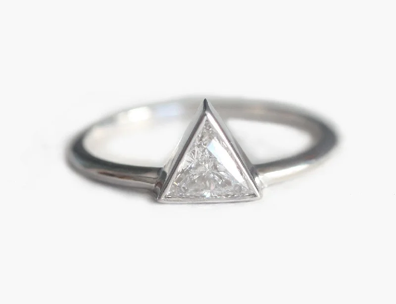 Triangle Cut 0.4 Carat Diamond Solitaire Engagement Ring