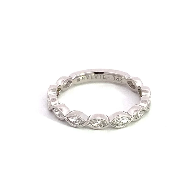 14K White Gold Straight Milgrain Diamond Band