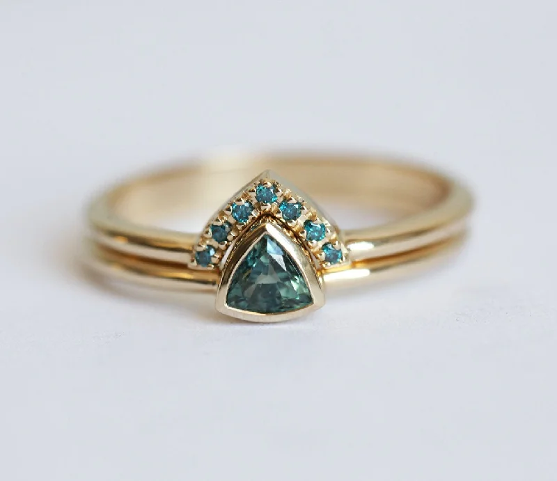 Curved Chevron Ring With Blue Diamonds