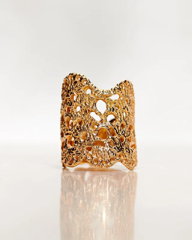 Cecilia Lace 18K Gold, Whitegold or Rosegold Ring