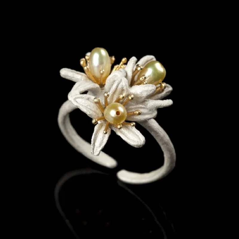 Trendy And Classic Jewelry Now At Reduced Prices Orange Blossom Ring - Triple Flower