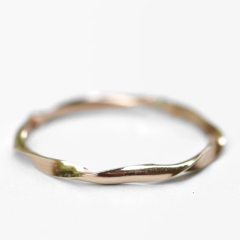 Elegant Jewelry, Exclusive Prices – Shop Now Gold Ribbon Ring by Christina Kober