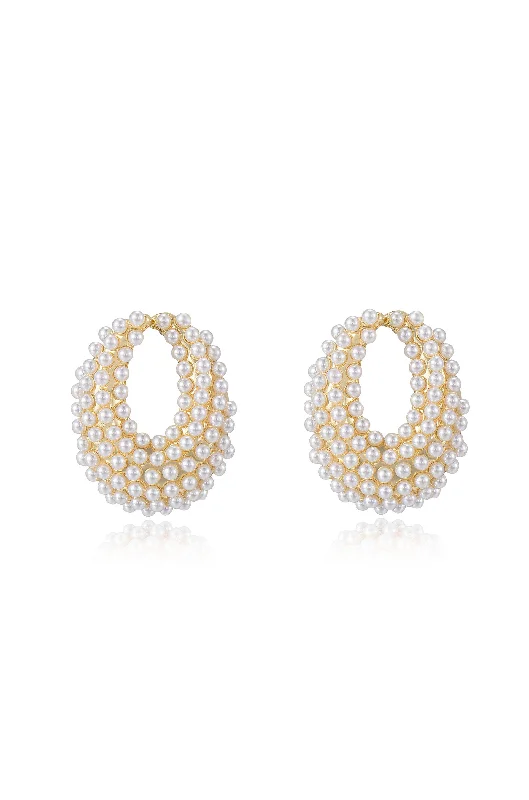 Last Chance To Shop High-End Jewelry At Markdown Prices Classic Pearl Cluster Stud Earrings